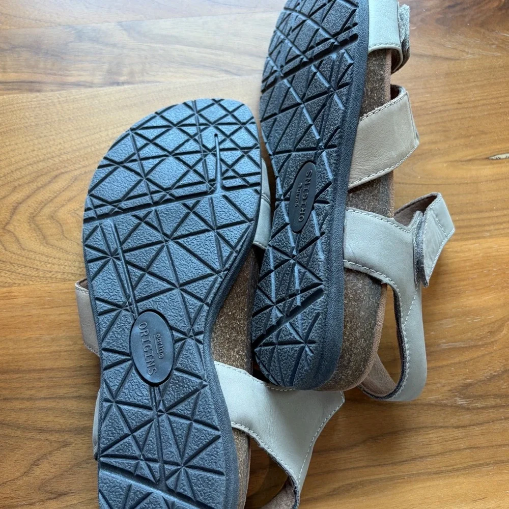 Earth Origins Beige Strappy Comfort Sandals